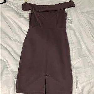 Off the shoulder mauve bodycon dress